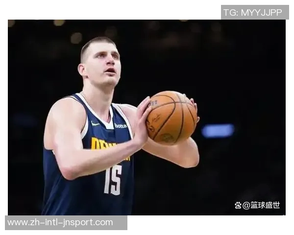 约基奇最后30秒对爱德华兹犯规漏判引发争议裁判报告揭示关键时刻失误 约基奇最后30秒对爱德华兹犯规漏判引发争议裁判报告揭示关键时刻失误