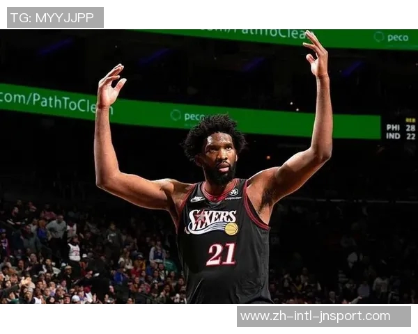 76人主场迎战骑士乔治恩比德状态回暖双星齐上阵争胜 76人主场迎战骑士乔治恩比德状态回暖双星齐上阵争胜