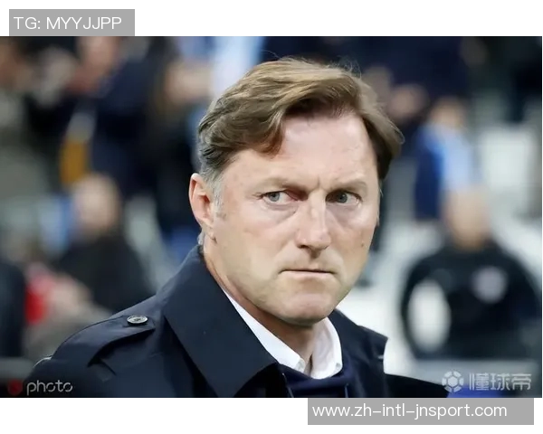 马绍尔称赞凯莱布马丁防守能力出众每场比赛都全力盯防对手核心球员