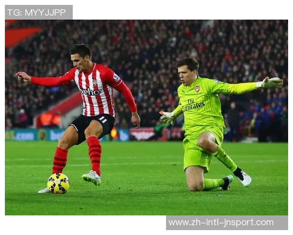 2025年波兰足球门将实力榜揭晓什琴斯尼稳居第一斯科鲁普斯基位列第三